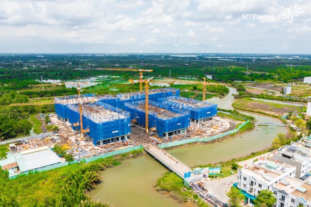 Dự án đã hoàn thành đến tầng 6, đảm bảo tiến độ xây dựng cam kết với khách hàng