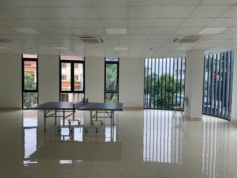 Hot! VP cho thuê sàn đẹp, CSVC đầy đủ,  khu vực sầm uất Q. Hải Châu