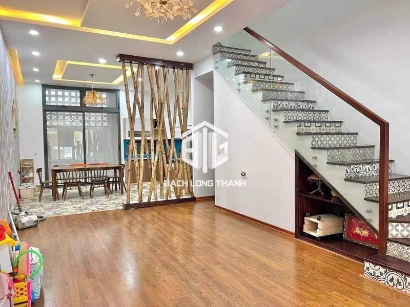 Nhà Phố Cho Thuê - Trung Tâm Thành Phố Đà Nẵng