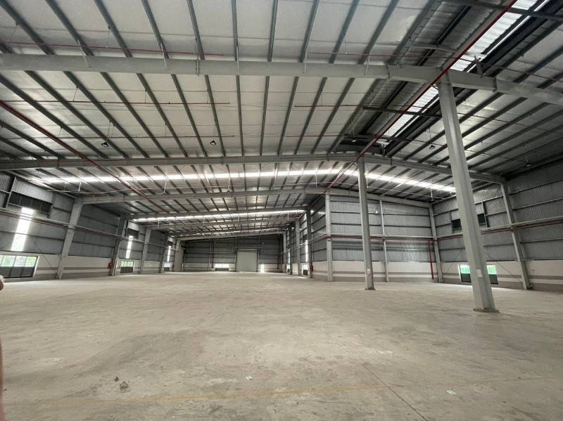 Cho Thuê xưởng 6000m Xây Dựng:3600m2, PCCC tự động,KCN Bến Lức Long An