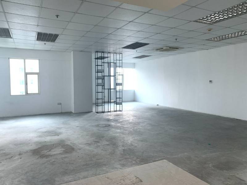 Văn phòng 120m2,360m2,400m2 + bãi xe lớn + gần sân bay Đà Nẵng - Mizul