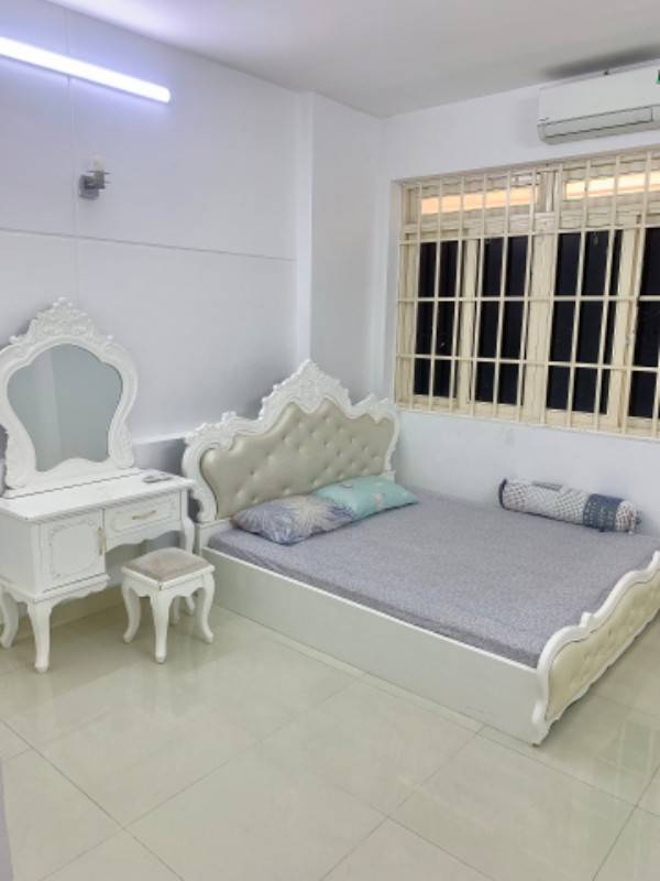 Cho thuê phòng rộng trung tâm Nguyễn trãi q5 , giờ giấc tự do