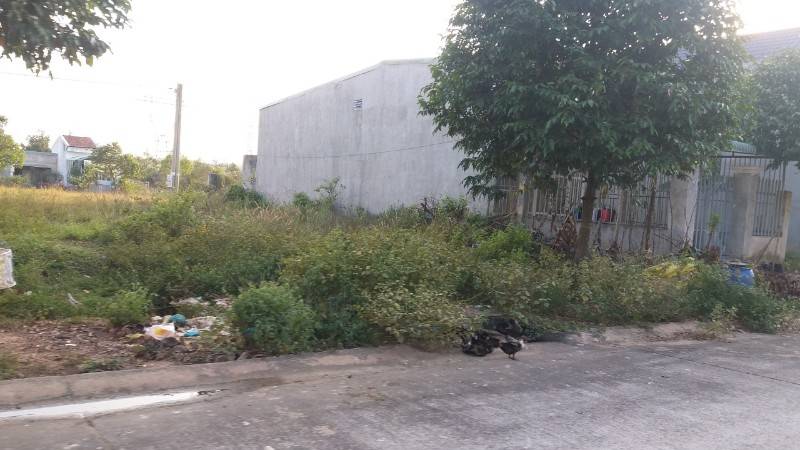 Chính chủ bán Đất giá rẻ ngây KCN 525m2 thổ 100m2 vị trí đẹp,sát chợ