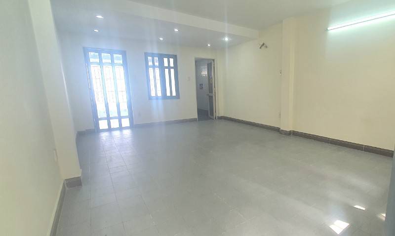 VĂN PHÒNG CHO THUÊ MẶT TIỀN VÕ VĂN TẦN, QUẬN 3, TP.HCM