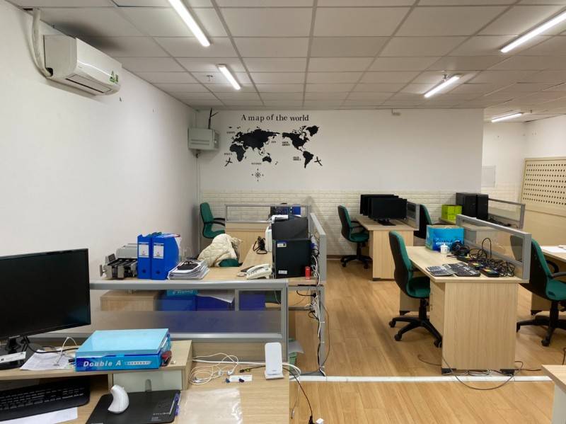 Cho thuê VP 40m2, 85m2, sẵn sàn trần tại tuyến đường lớn Ngô Quyền