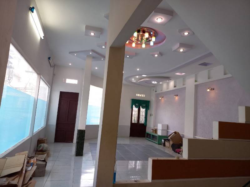 Cho thuê nhà góc 3 tầng(45tr/thang) DT:70mv khu VIP nhất TP QUY NHƠN