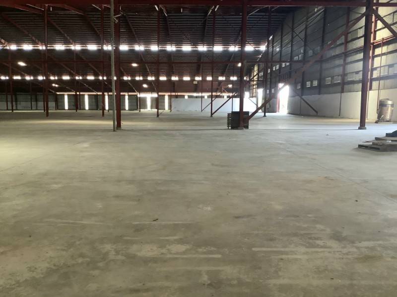 cho thuê và bán kho xưởng 70,000m2 TP Tân an