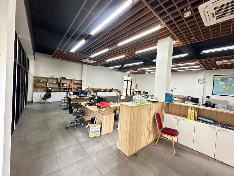 CHO THUÊ XƯỞNG 12.500M2 , XD 7000M , 350TR , KCN Bến Lức  , Long An