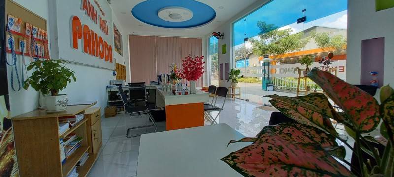 Cho thuê cơ sở Trung tâm Ngoại Ngữ, Mặt Bằng Kinh Doanh (1200m2)