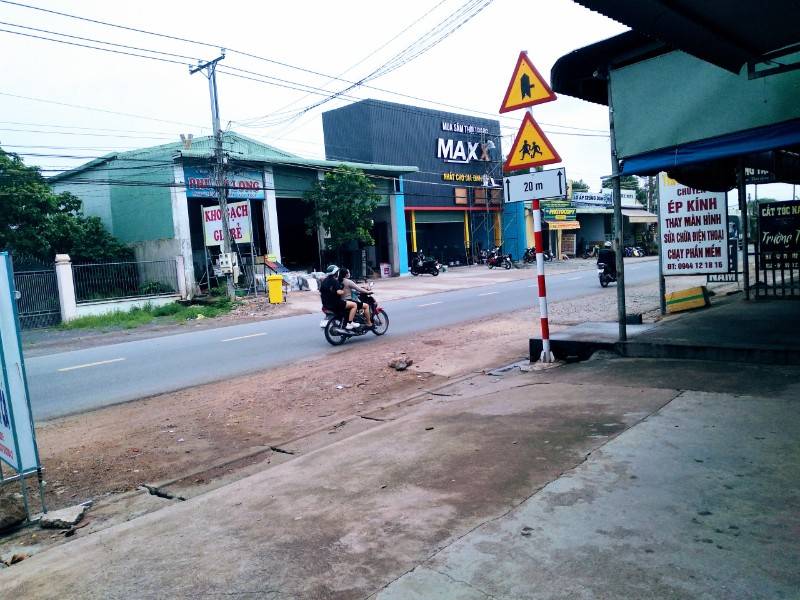 Cho thuê cơ sở Trung tâm Ngoại Ngữ, Mặt Bằng Kinh Doanh (1200m2)