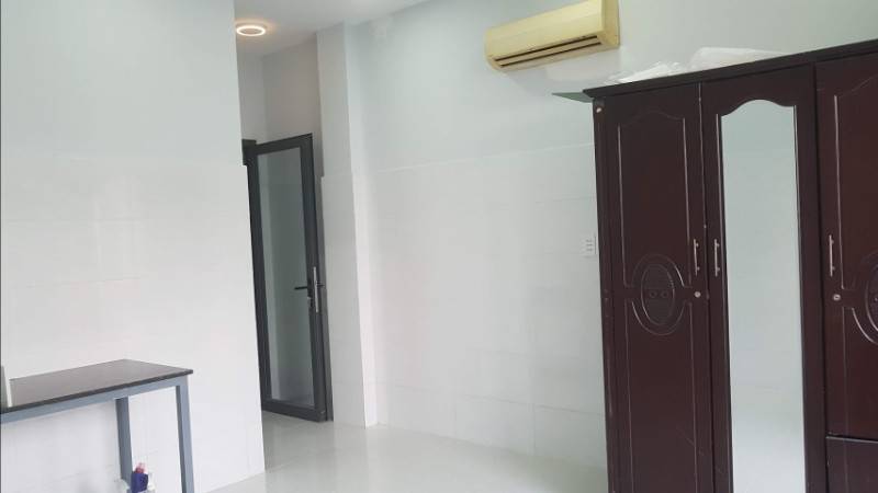 Chính chủ cho Thuê phòng máy lạnh ngay cầu vượt Hàng Xanh