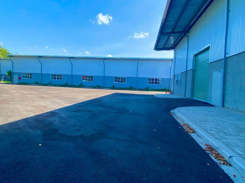 Cho thuê kho xưởng kv: 10.300m2, x: 5.300m2,kho: 400m2 KCN Tân Kim, LA