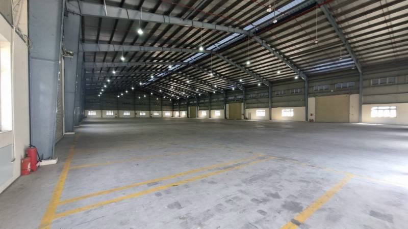 Cho thuê kho dt đất:5.000m2,xd:3.000m2, 65k/m2 KCN Thịnh Phát, Long An