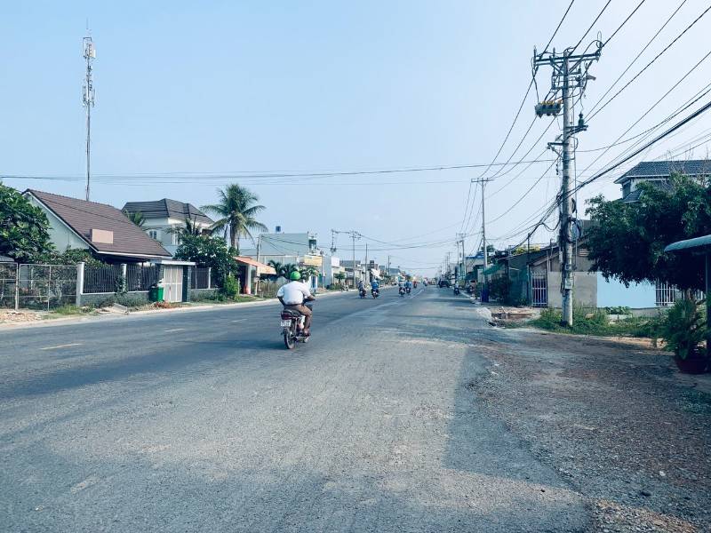 Cho thuê xưởng 1650m2 đường 830B