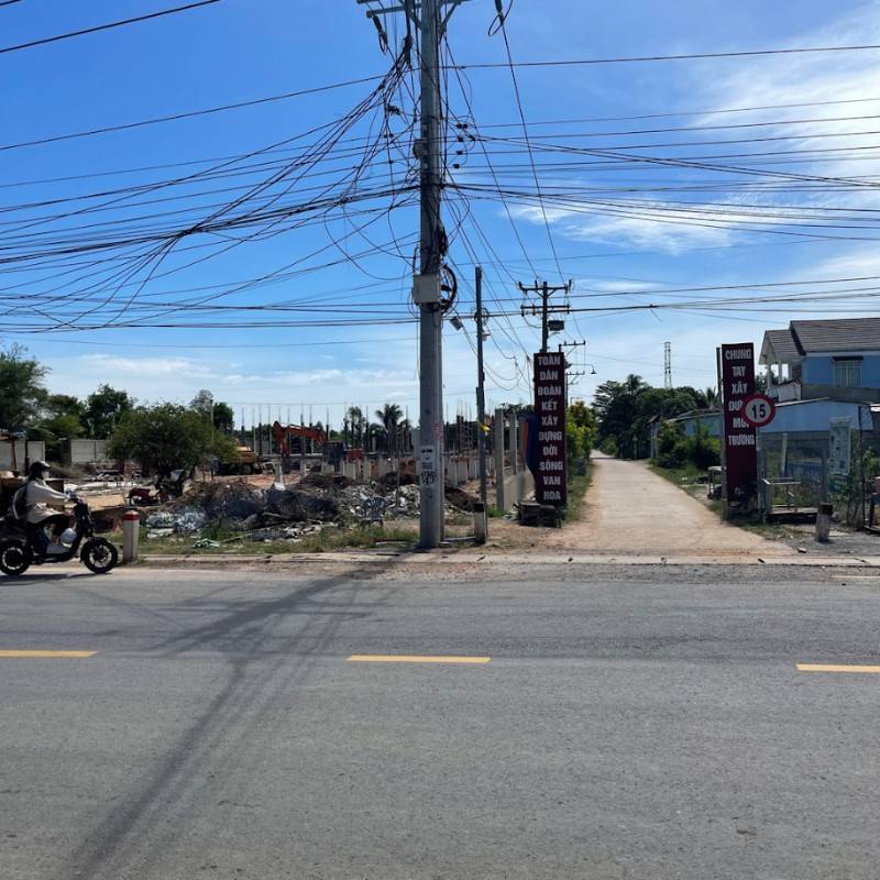Bán đất 100m2 giá siêu rẻ cho công nhân an cư lạc nghiệp tại Vĩnh An