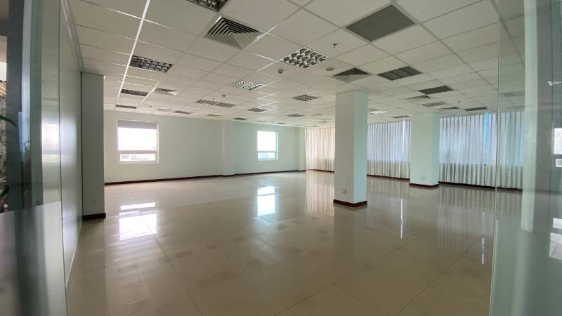 Văn phòng cho thuê sàn rộng+view tầng cao+ tuyến đường lớn tại Q. Hải