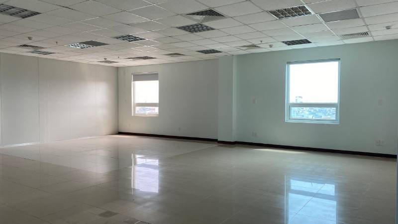Văn phòng cho thuê sàn rộng+view tầng cao+ tuyến đường lớn tại Q. Hải