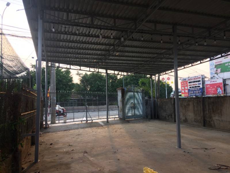 CHO THUÊ NHÀ MẶT TIỀN QL22, MẶT BẰNG 100M, NHÀ CŨ 3 GIAN, SÂN SAU