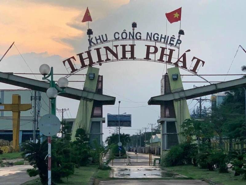 Nhà mặt tiền nhựa TL830 , 4tr