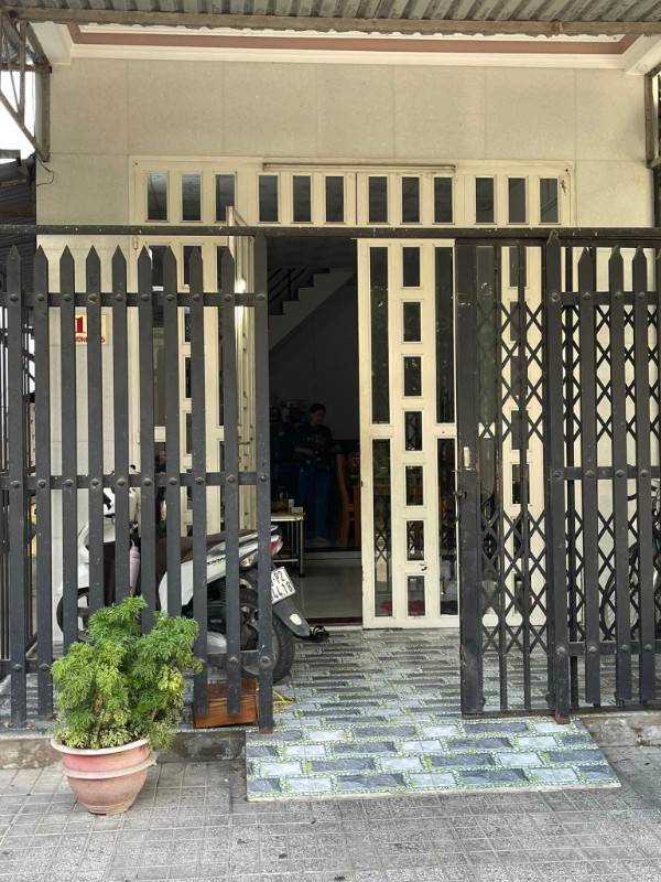 = Chính Chủ Cần bán nhà  + Dãy trọ 3 Phòng 4 x 20Ninh Kiều ,Tp CầnThơ