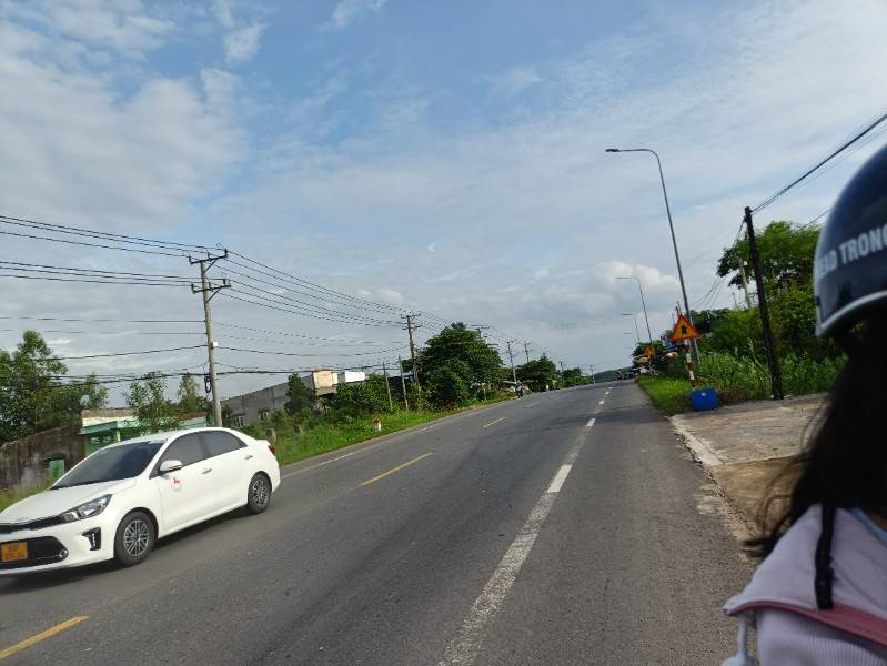 Cần bán lô đất 2 mặt tiền tại Suối Nho
