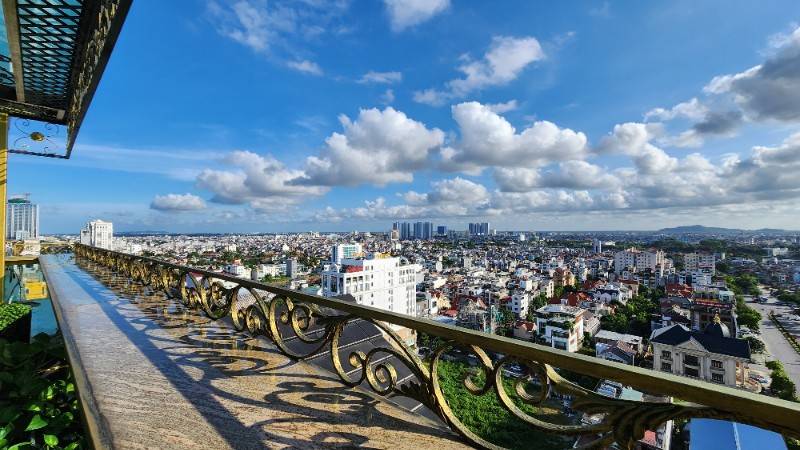 Cho thuê Sky Bar tại Lê Hồng Phong giá thương lượng