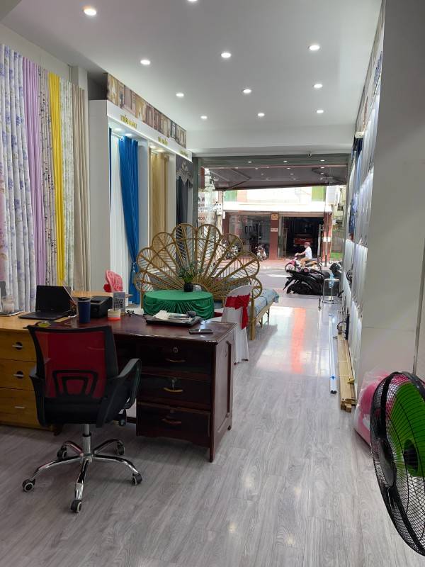 Nhà mặt phố lý thường kiệt - buôn ma thuột - 251m2 - 12 tỷ