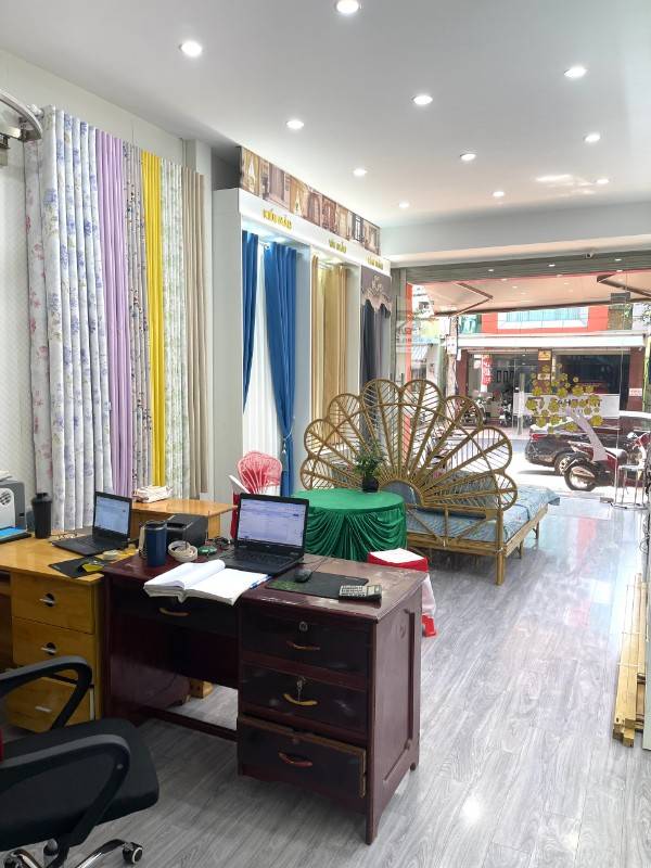 Nhà mặt phố lý thường kiệt - buôn ma thuột - 251m2 - 12 tỷ
