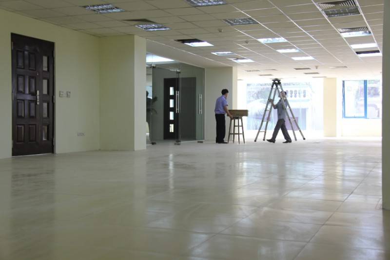 92, 98 và 190m2 cho thuê tại nhà văn phòng 9 tầng số 18/11 Thái Hà