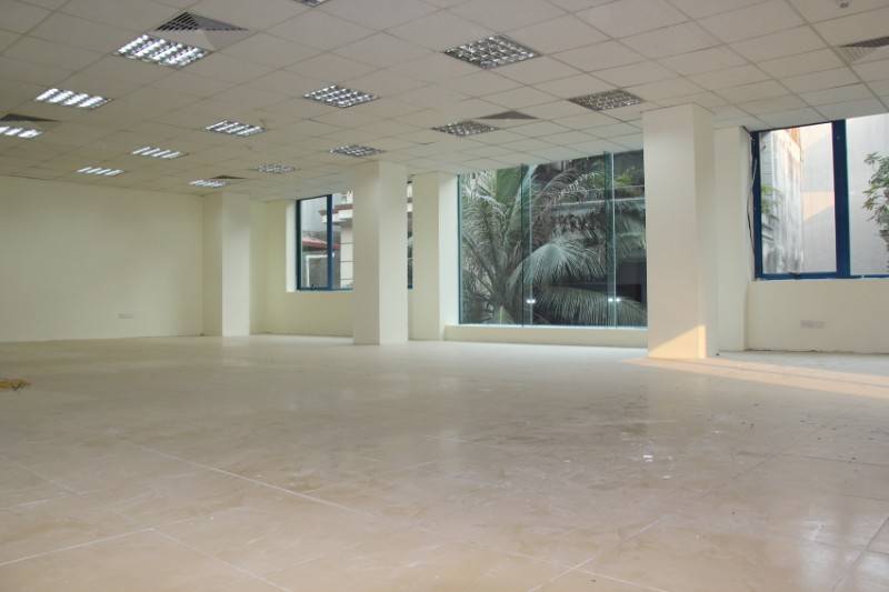 92, 98 và 190m2 cho thuê tại nhà văn phòng 9 tầng số 18/11 Thái Hà
