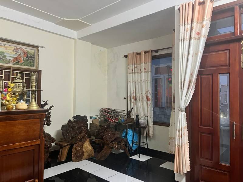 Bán nhanh nhà 3 tầng diện tích 70m2 kiệt Điện Biên Phủ, Đà Nẵng