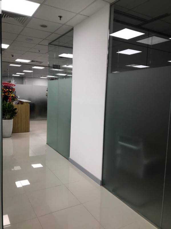 Cho thuê căn shophouse chung cư Carillon 1, trệt 347m2, lầu 375m2