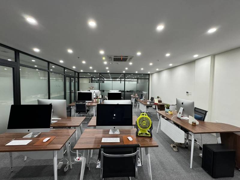 Bật mí VP 100m2, đã set up FULL NỘI THẤT VÀ THIẾT BỊ LÀM VIỆC Hải Châu