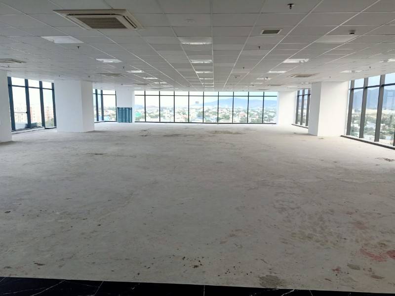 List VP sàn lớn trên 400m2,đầy đủ tiện ích, phù hợp team đông nhân sự