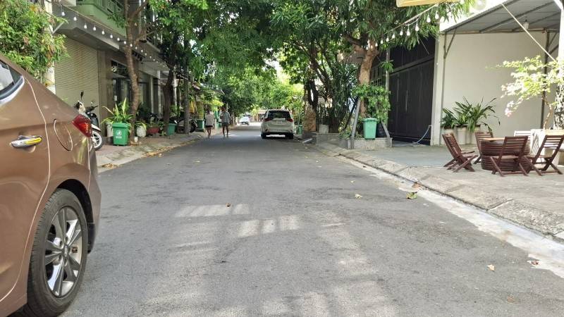 Nhà 3,5 tầng phố Tây An Thượng, hướng quay ra Biển mát mẻ, ở và kd.