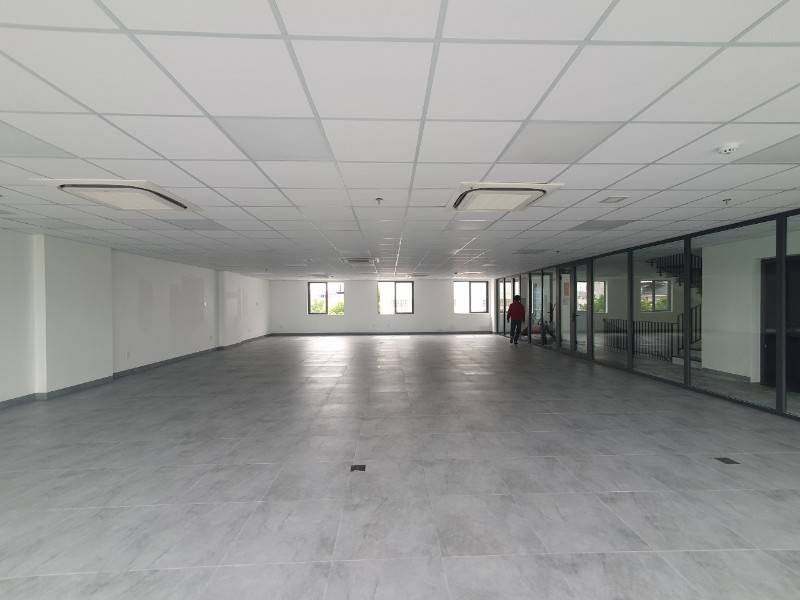 Deal Hot! Văn phòng hiện đại, SÀN ĐẸP, MỚI, tuyến Trần Hưng Đạo