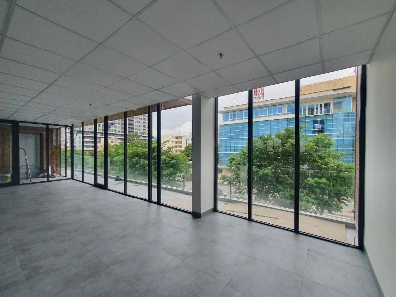 Deal Hot! Văn phòng hiện đại, SÀN ĐẸP, MỚI, tuyến Trần Hưng Đạo