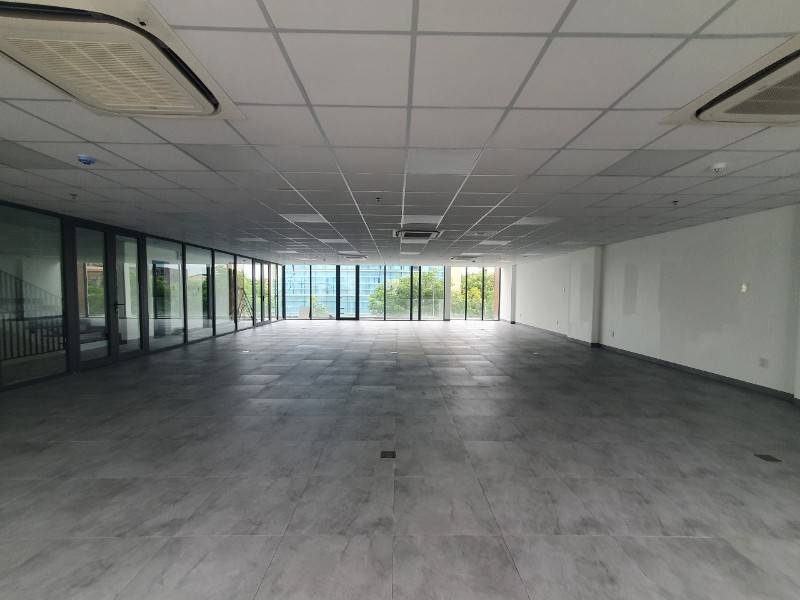 Deal Hot! Văn phòng hiện đại, SÀN ĐẸP, MỚI, tuyến Trần Hưng Đạo