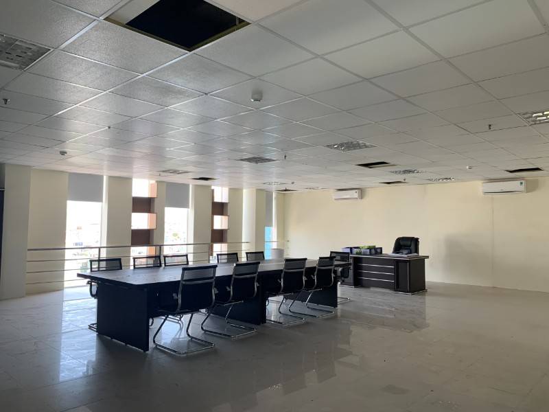 Tòa VP diện tích 110m2, 320m2 GIÁ RẺ đường XÔ VIẾT NGHỆ TĨNH -MIZULAND