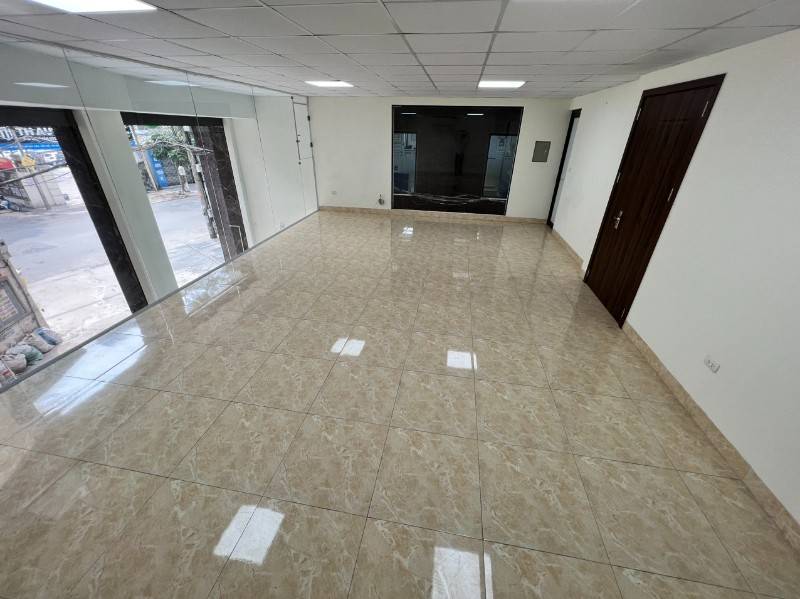 Cho thuê MBKD, văn phòng, spa, lớp học tại mặt phố Cầu Giấy