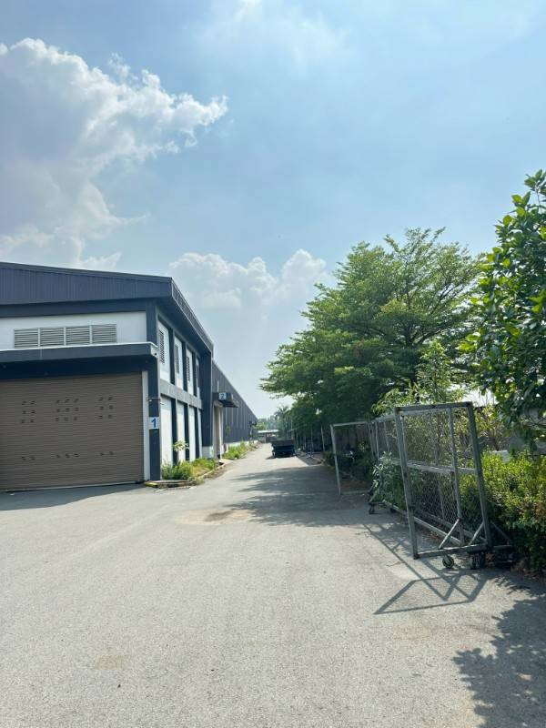 Cho thuê kho xưởng KCN Phú An Thạnh, Long An tdt:12.496m2, XD: 7.552m2