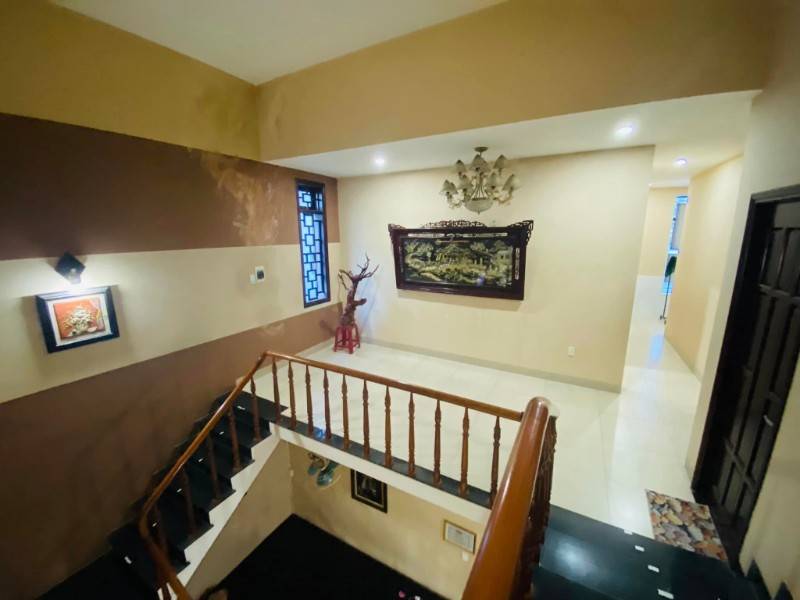 BIỆT THỰ 2T PHONG BĂC SÁT Đ.THĂNG LONG GẦN CẦU CẨM LỆ-240M2-CHỈ 7.1T