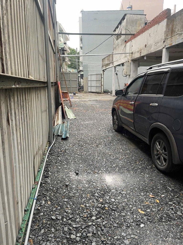 NHÀ XƯỞNG HƯƠNG LỘ 2, GẦN 1.000M2 FULL THỔ, KHAI THÁC 150TR. GIÁ CHỈ NHỈNH 30TRM2