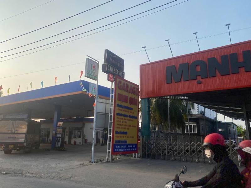 Không người quản lý cho thuê xưởng ô tô mặt tiền Tỉnh lộ 8