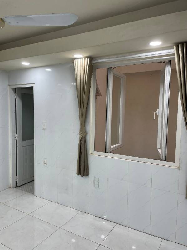 Cho thuê phòng trọ gần trung tâm, công viên, sông, hẻm xe hơi