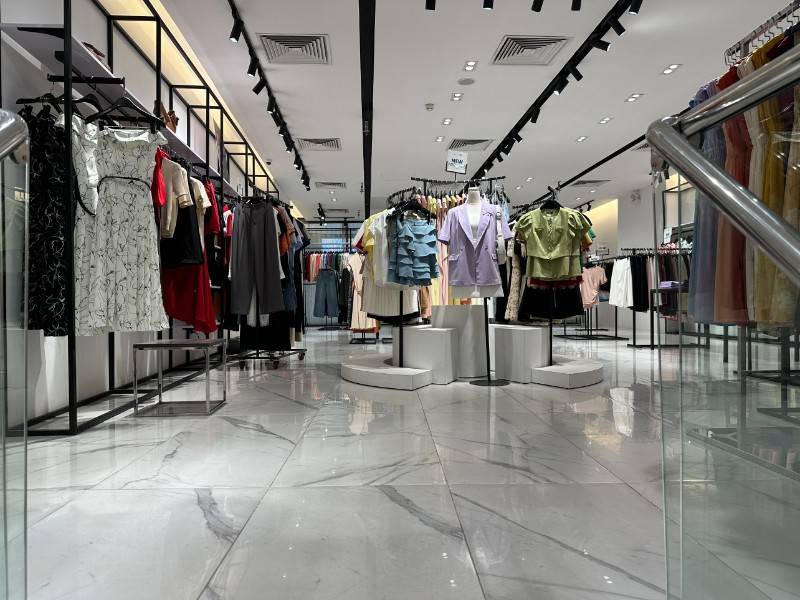 CHO NGÂN HÀNG THUÊ SÀN TM TẠI T1,2 TOÀ NHÀ GOLDEN PALM, 21 LÊ VĂN LƯƠN