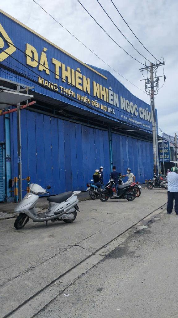 NHÀ XƯỞNG MẶT TIỀN LÔ GÓC QUỐC LỘ 1A 900M2, CHO THUÊ 100TR. GIÁ BÁN NHANH