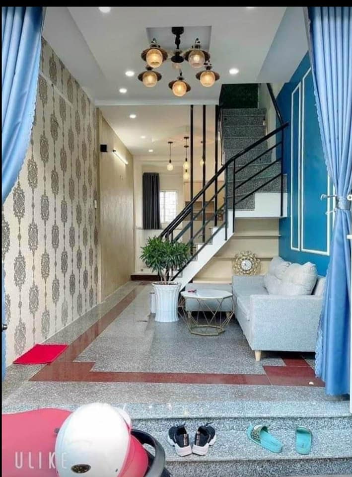 BÁN NHÀ TẶNG NỘI THẤT