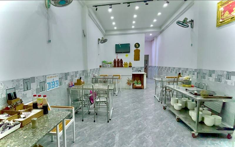 BÁN NHÀ MẶT TIỀN 01 TRỆT, 02 LẦU TẠI NGUYỄN TRUNG TRỰC, P8, TP CÀ MAU.