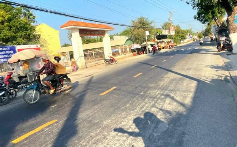 Bán đất vườn (35 x 57m) đan xe máy xã Tân Đông gần đường Mạc Văn Thành